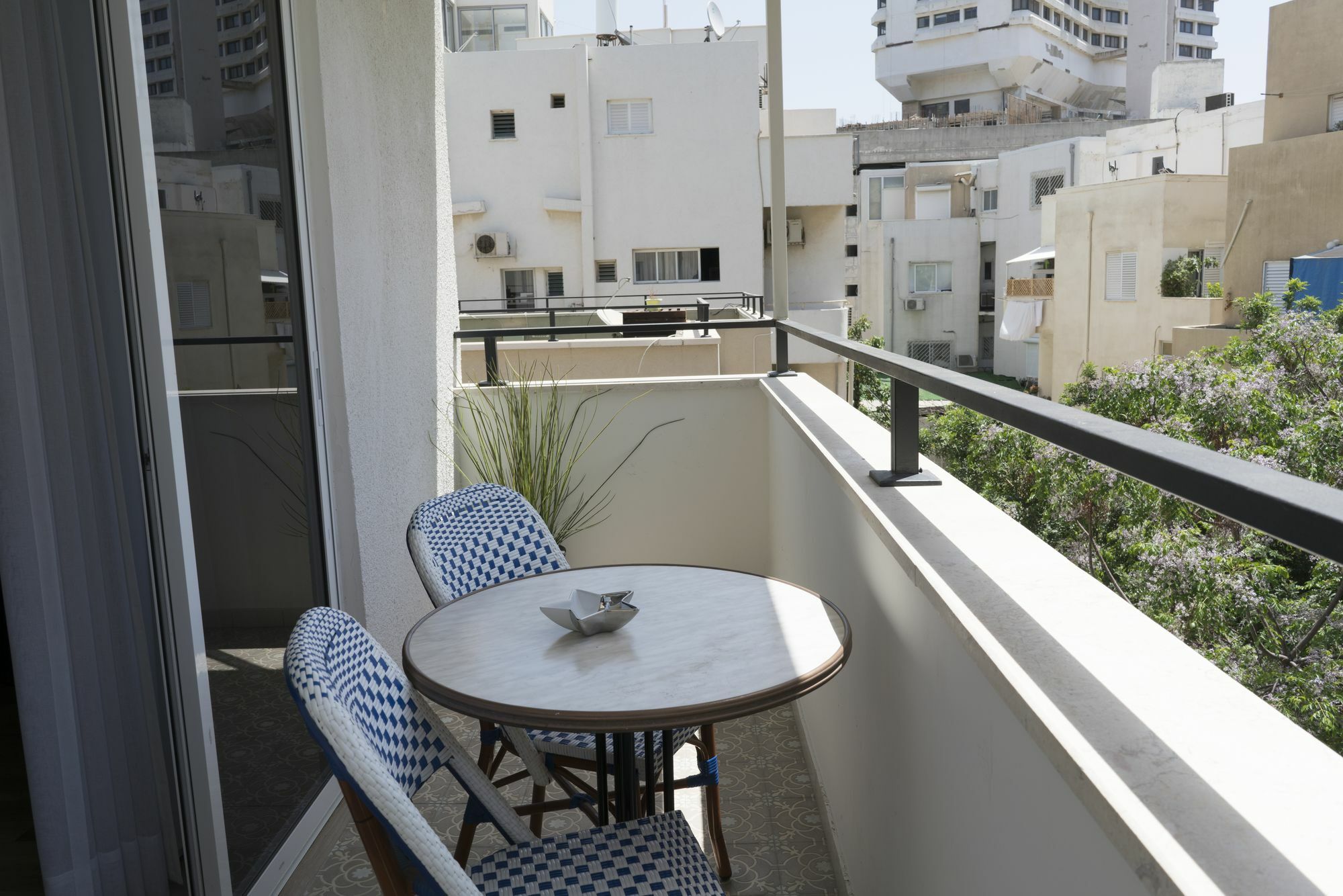 K Suites Tlv By The Beach Tel Aviv Exterior photo